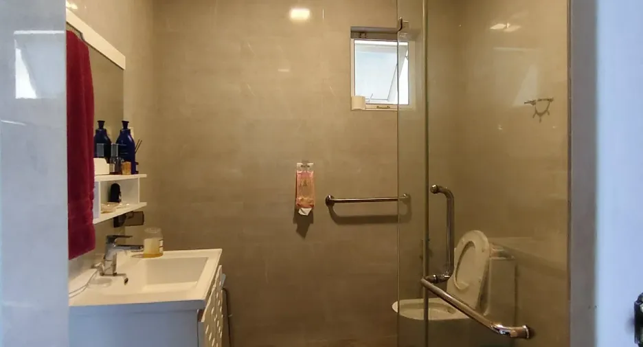 For sale 4 bedrooms house in Hua Hin, Prachuap Khiri Khan