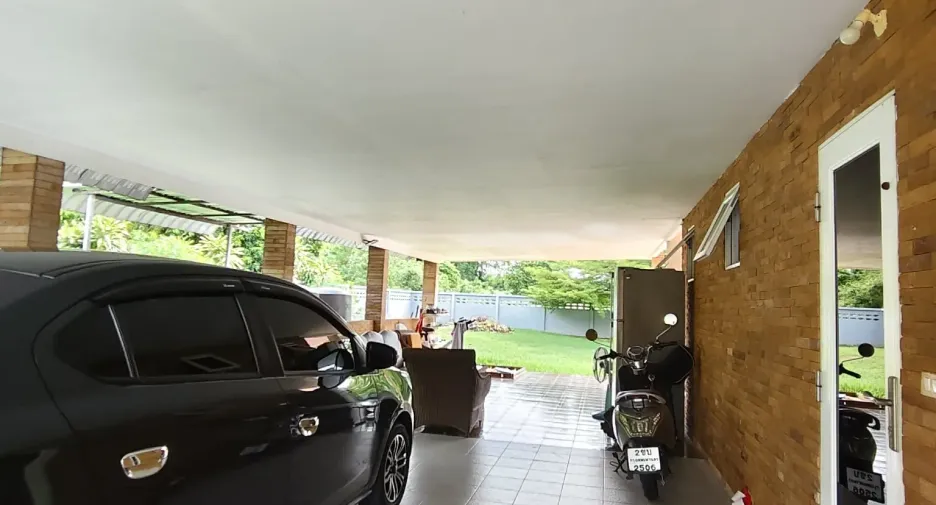 For sale 4 bedrooms house in Hua Hin, Prachuap Khiri Khan