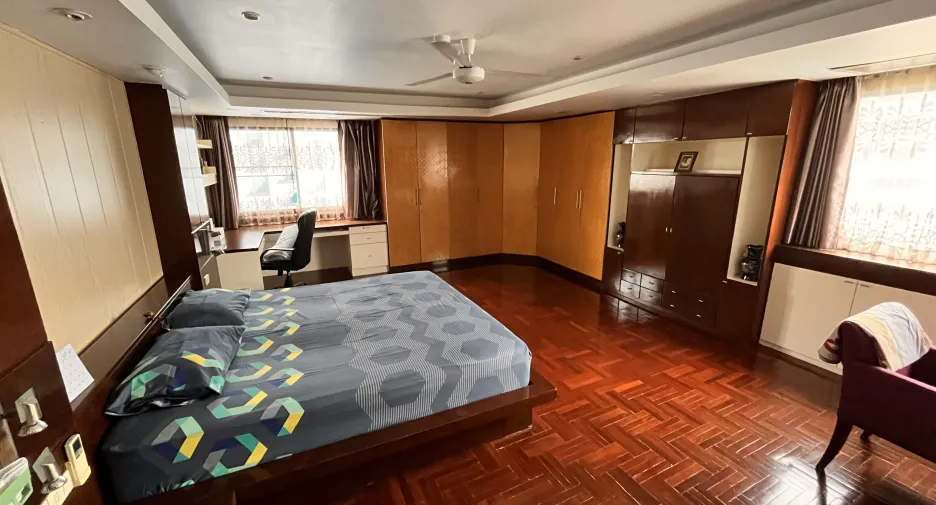 À louer 3 chambres condo à Watthana, Bangkok
