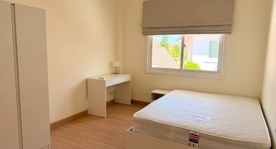 For rent 3 bedrooms house in San Kamphaeng, Chiang Mai