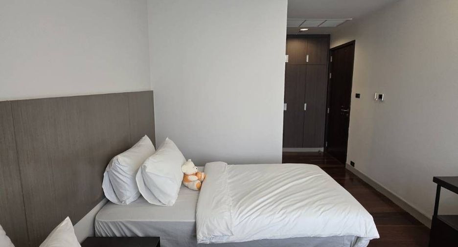 Wohnung zur Miete mit 3 Zimmer in Khlong Toei, Bangkok
