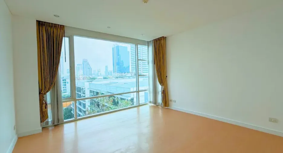 À vendre 2 chambres condo à Khlong Toei, Bangkok