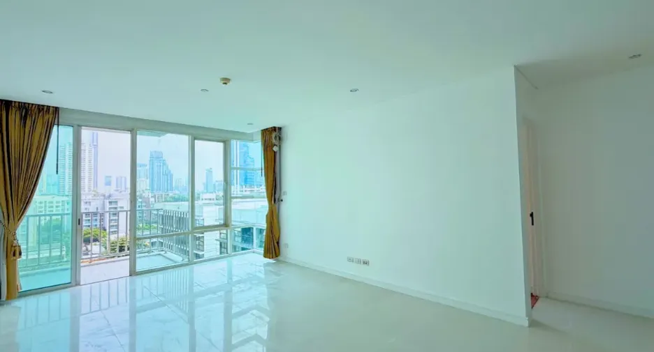 À vendre 2 chambres condo à Khlong Toei, Bangkok