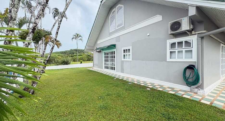 À vendre 5 chambres villa à Thalang, Phuket
