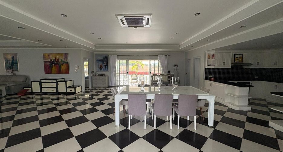À vendre 5 chambres villa à Thalang, Phuket
