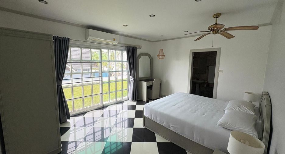 À vendre 5 chambres villa à Thalang, Phuket