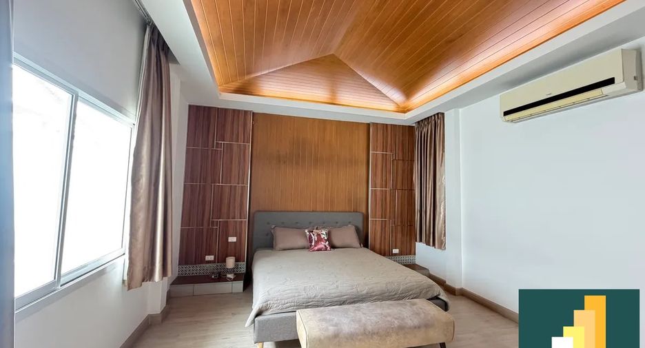 For sale 3 bedrooms house in East Pattaya, Pattaya