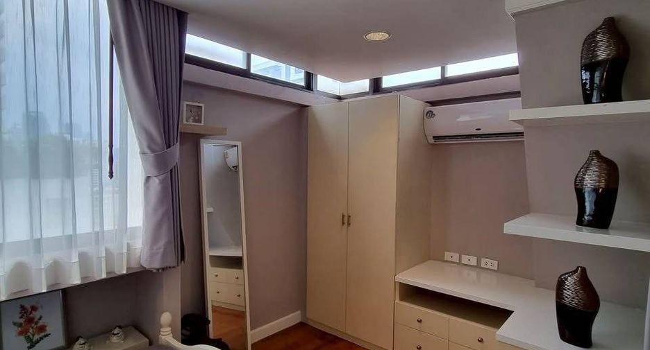 For rent and for sale 2 bedrooms condo in Watthana, Bangkok