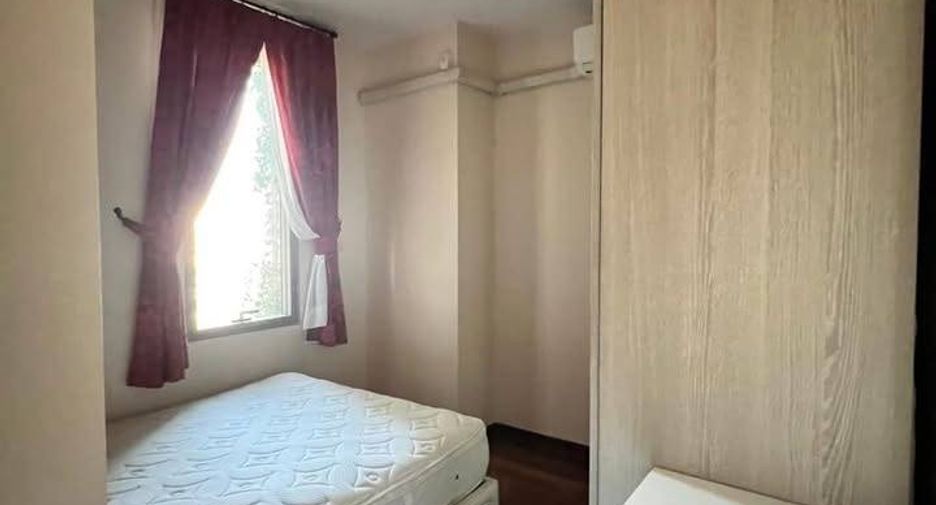 À vendre 2 chambres condo à Khlong Toei, Bangkok