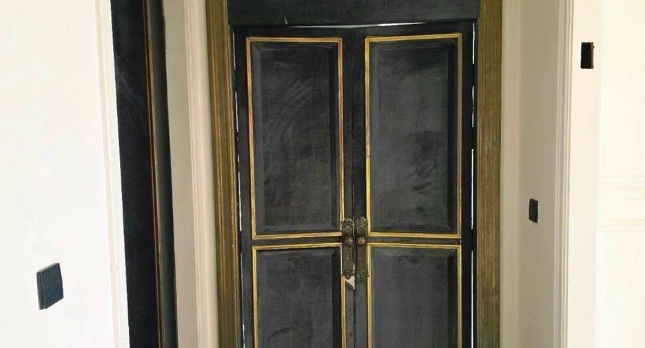 For sale 2 bedrooms condo in Yan Nawa, Bangkok