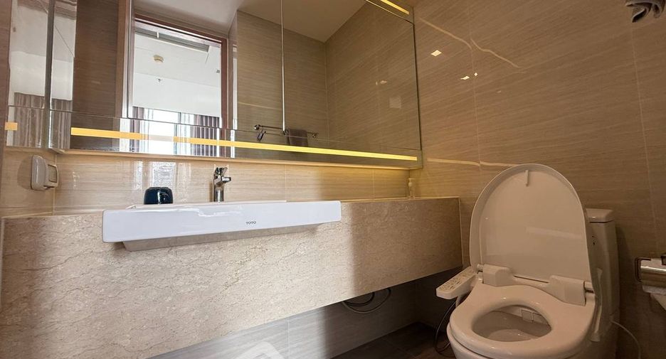 For rent 1 bed condo in Watthana, Bangkok