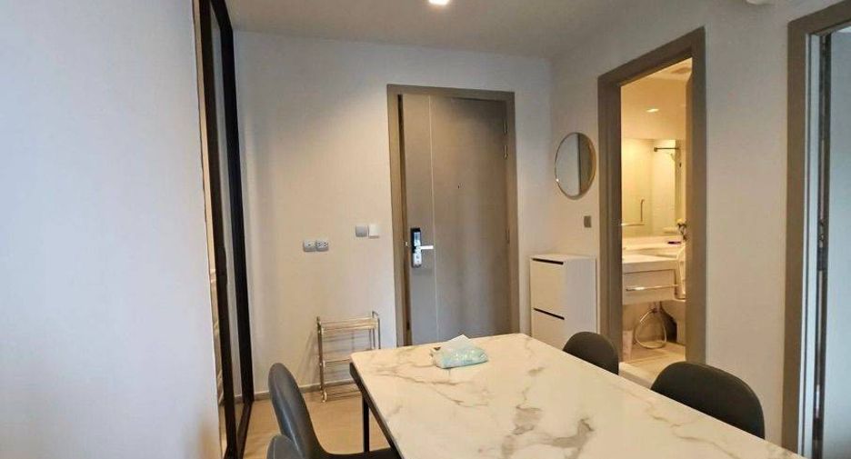 Wohnung zur Miete mit 1 Zimmer in Huai Khwang, Bangkok
