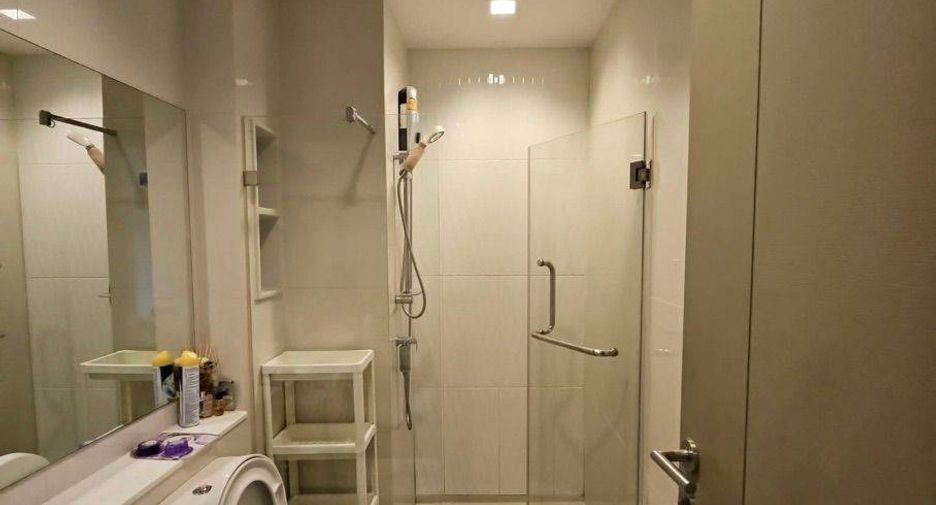 Wohnung zur Miete mit 1 Zimmer in Huai Khwang, Bangkok