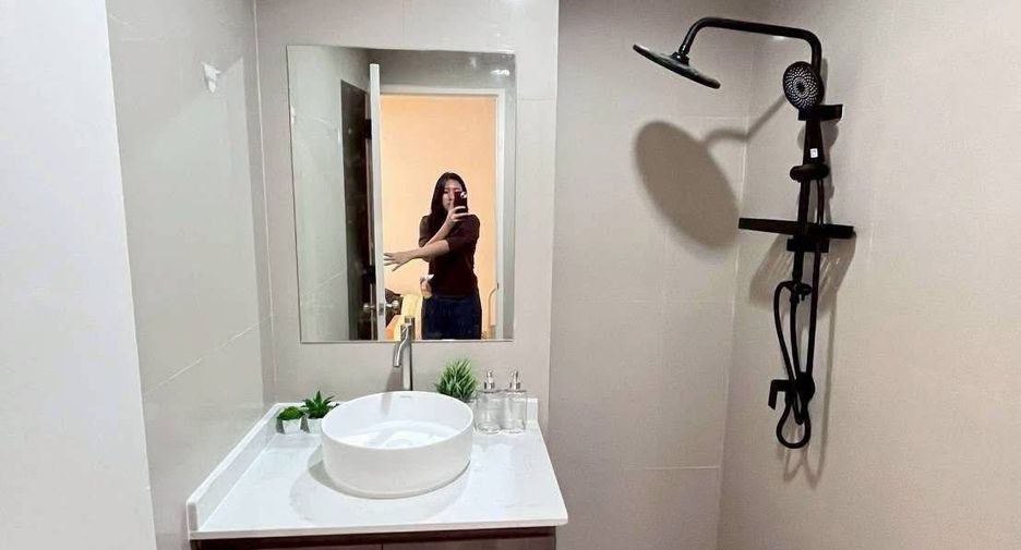 Аренда 2 спальни кондо в Кхлонг Тоеи, Бангкок