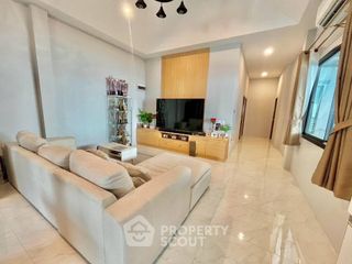 À louer 3 chambres maison à Bang Lamung, Chonburi