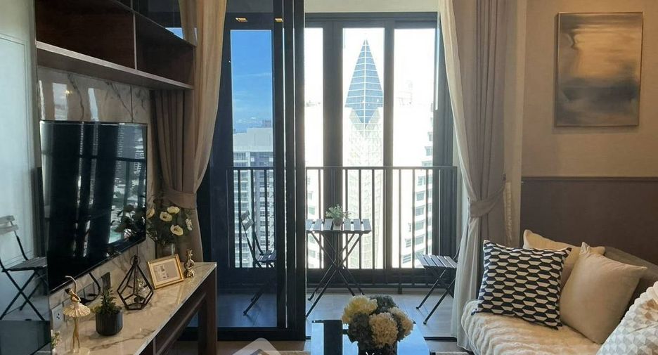 Condo en alquiler de 1 habitaciones en Khlong Toei, Bangkok