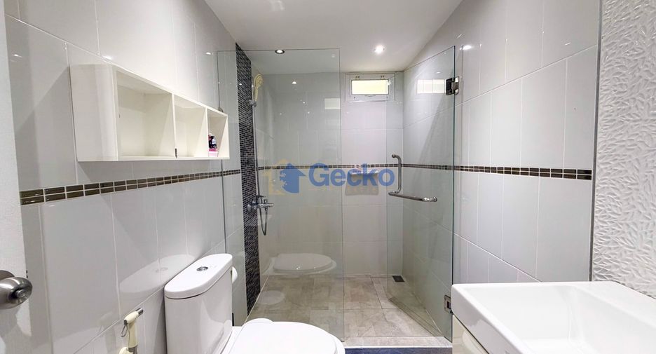 For rent 2 bedrooms house in Pratumnak, Pattaya