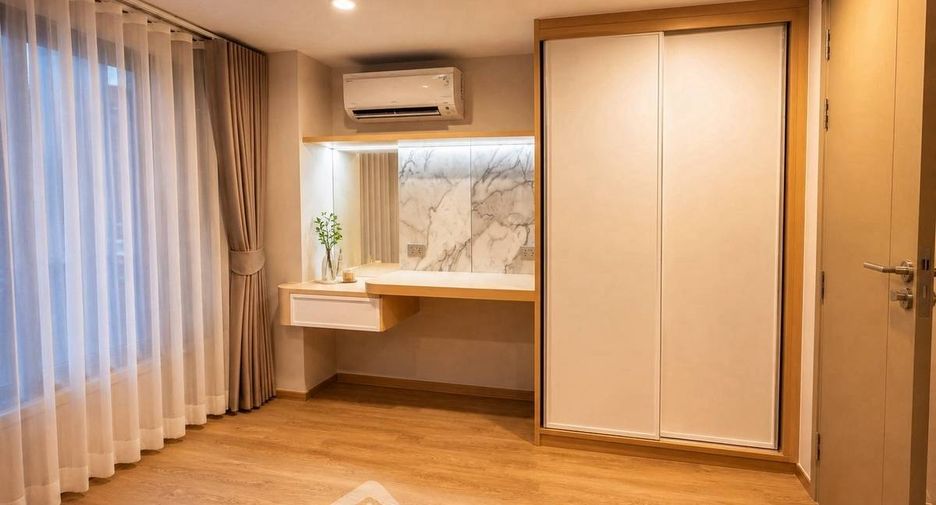 For rent 2 ベッドルーム condo in Bang Rak, Bangkok