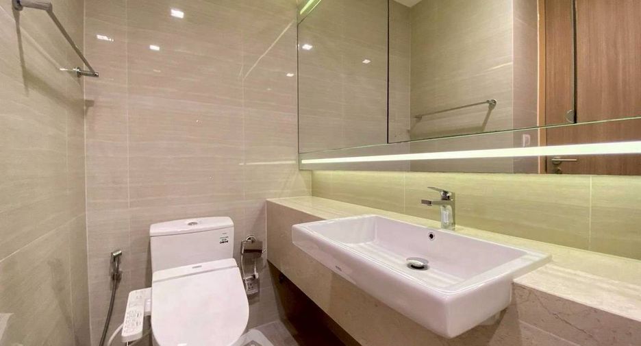 For rent 2 bedrooms condo in Watthana, Bangkok