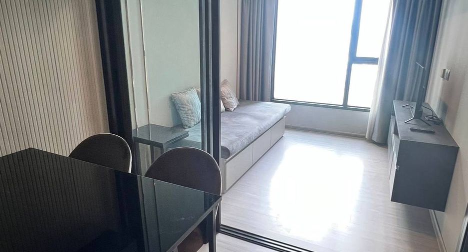 Wohnung zur Miete mit 1 Zimmer in Huai Khwang, Bangkok