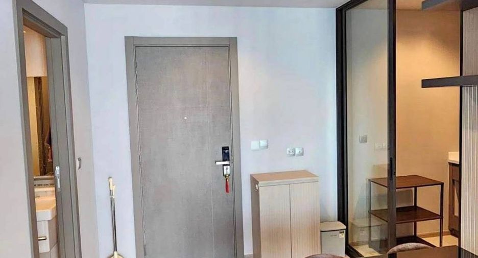Wohnung zur Miete mit 1 Zimmer in Huai Khwang, Bangkok