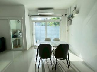 ให้เช่า 3 ห้องนอน ทาวน์เฮ้าส์ ใน วังทองหลาง, กรุงเทพฯ