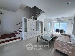 ให้เช่า 3 ห้องนอน ทาวน์เฮ้าส์ ใน วังทองหลาง, กรุงเทพฯ