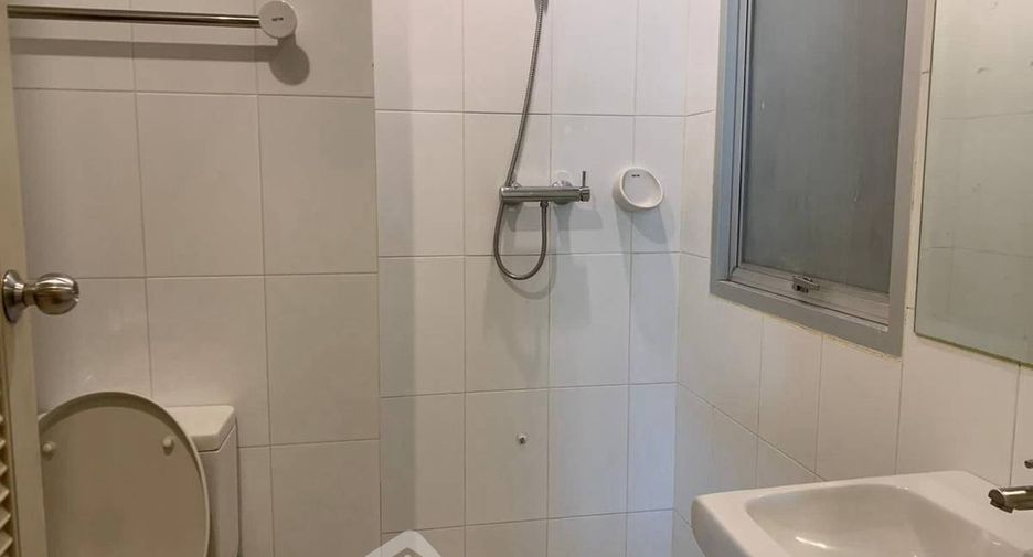 Wohnung zur Miete mit 2 Zimmer in Watthana, Bangkok