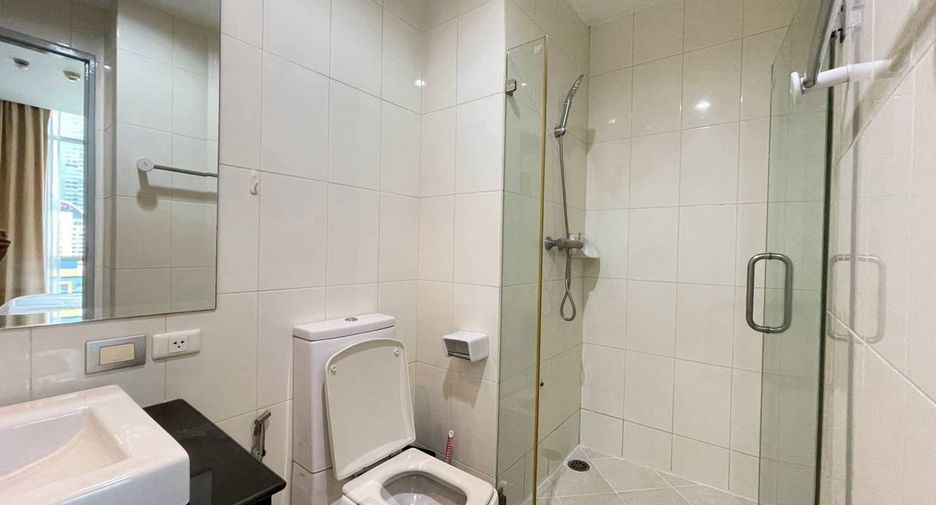 Wohnung zur Miete mit 2 Zimmer in Watthana, Bangkok