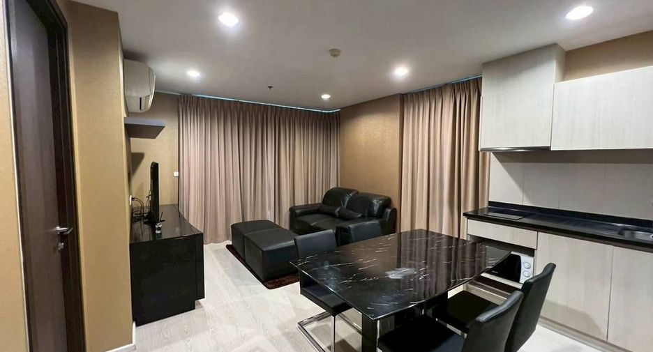 For rent 2 ベッドルーム condo in Sathon, Bangkok