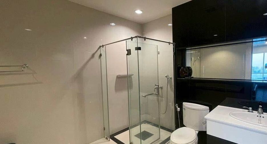 Аренда 1 кровать кондо в Патхум Щан, Бангкок