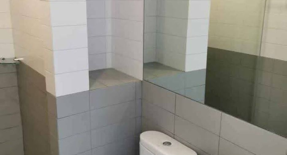 Аренда 2 спальни кондо в Пхра Кханонг, Бангкок