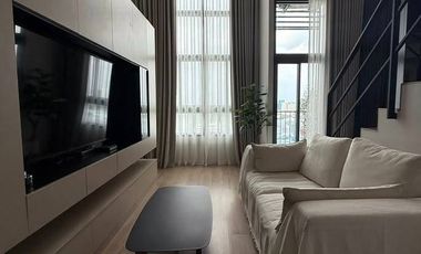 À louer 1 chambre condo à Huai Khwang, Bangkok