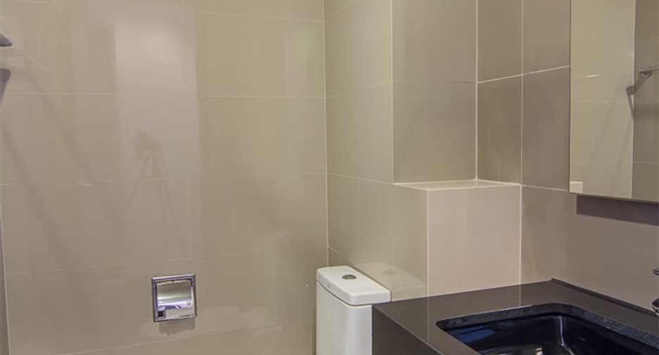 Condo en venta de 2 habitaciones en Khlong Toei, Bangkok