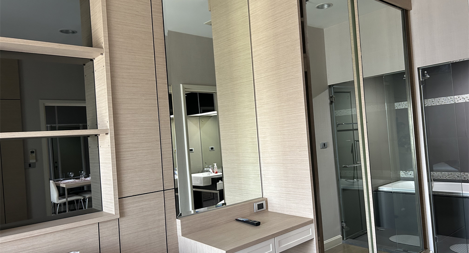 Wohnung zum Kauf mit 1 Zimmer in Khlong Toei, Bangkok