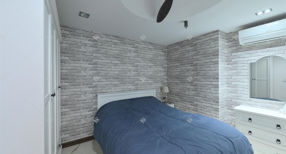 For sale 1 bed condo in Watthana, Bangkok
