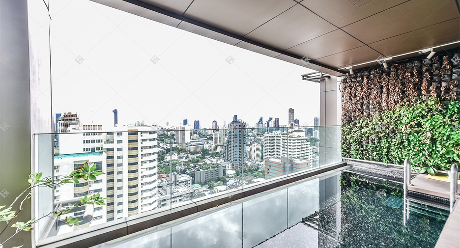 Wohnung zum Kauf mit 3 Zimmer in Khlong Toei, Bangkok