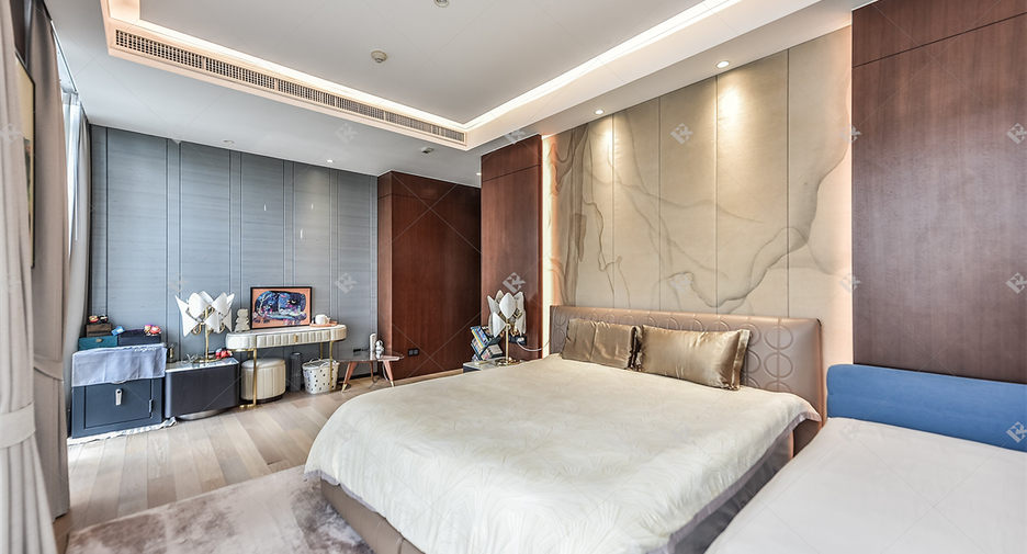 Wohnung zum Kauf mit 3 Zimmer in Khlong Toei, Bangkok