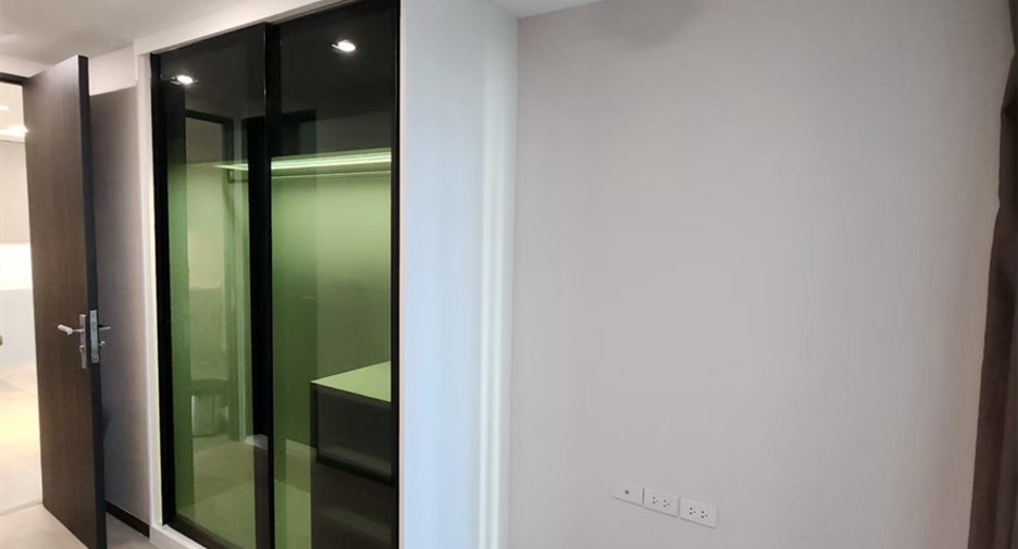 À vendre 2 chambres condo à Watthana, Bangkok