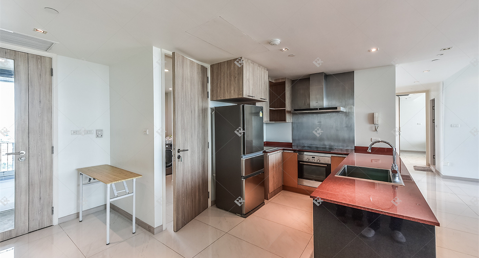 À louer 2 chambres condo à Si Racha, Chonburi