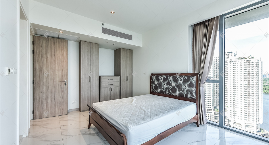 À louer 2 chambres condo à Si Racha, Chonburi