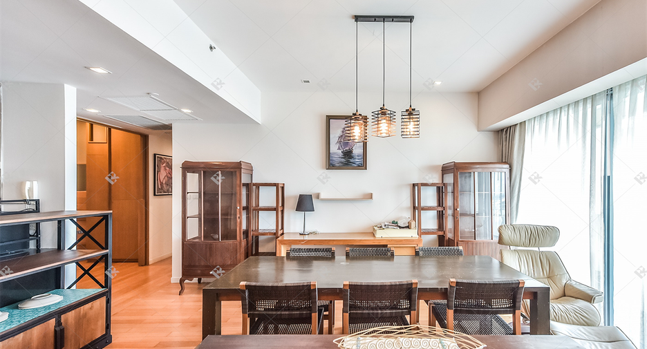 À louer 2 chambres condo à Si Racha, Chonburi