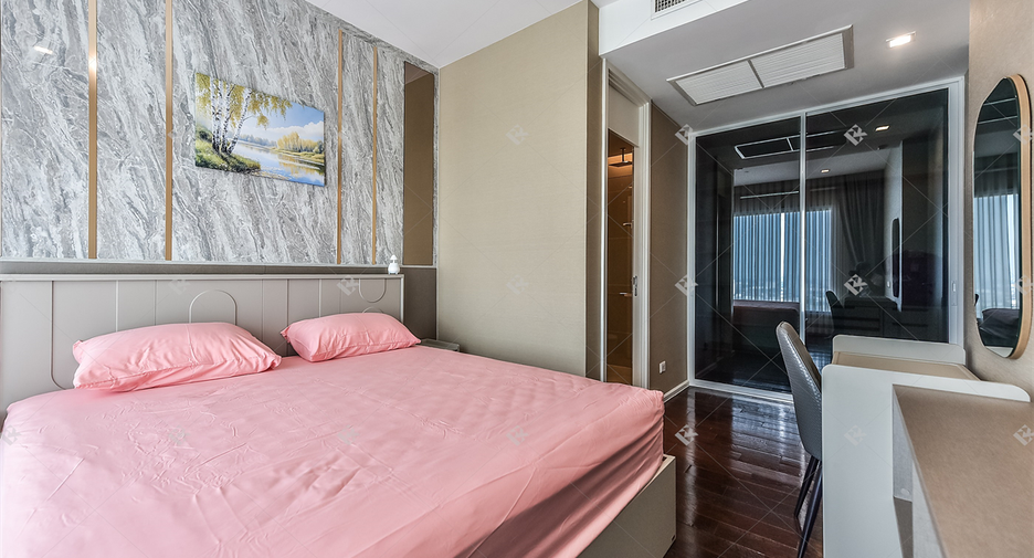 À louer 3 chambres condo à Chatuchak, Bangkok