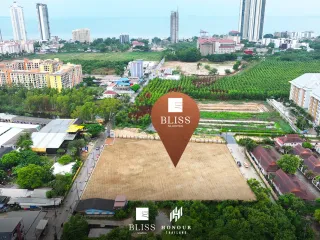 À vendre terrain à Bang Lamung, Chonburi