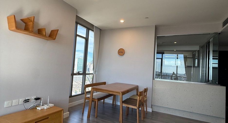 For sale 2 bedrooms condo in Bang Rak, Bangkok