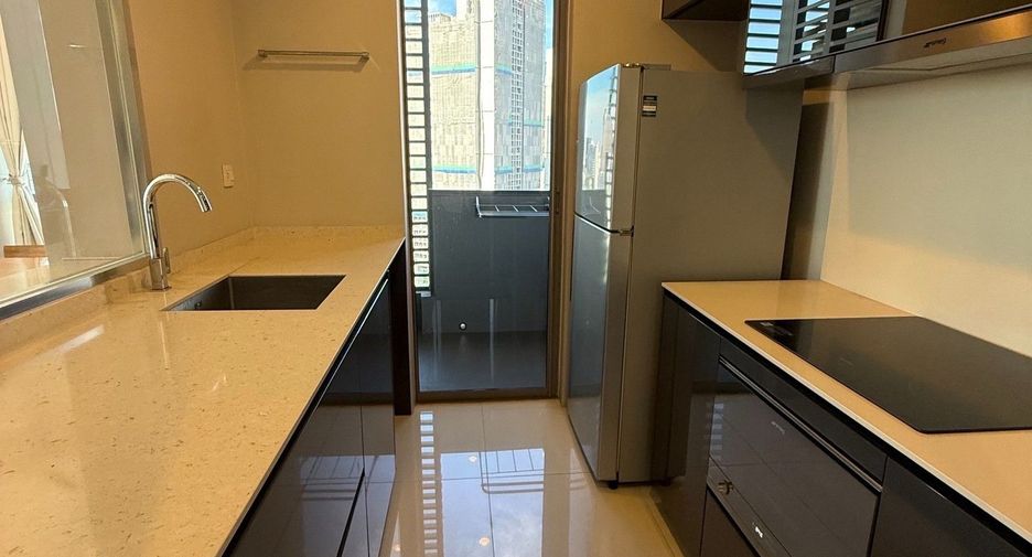For sale 2 bedrooms condo in Bang Rak, Bangkok