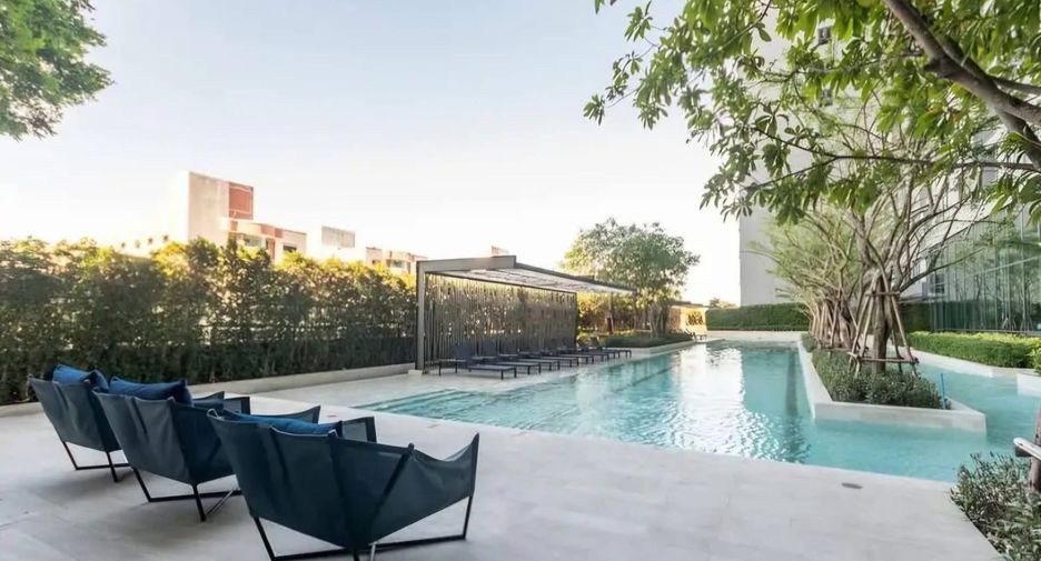 Wohnung zur Miete mit 2 Zimmer in Phra Khanong, Bangkok