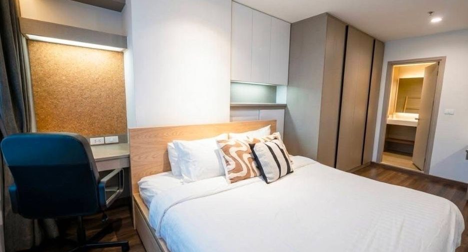Wohnung zur Miete mit 2 Zimmer in Phra Khanong, Bangkok