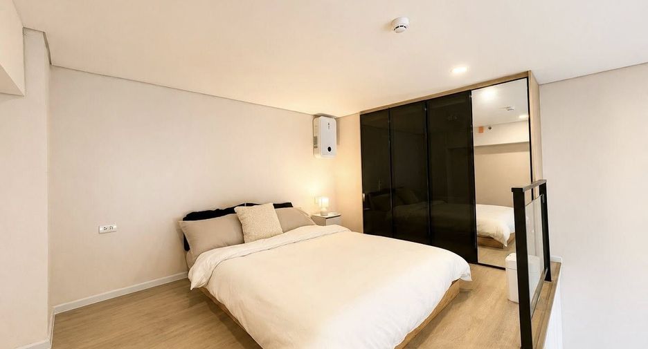 Wohnung zur Miete mit 1 Zimmer in Huai Khwang, Bangkok