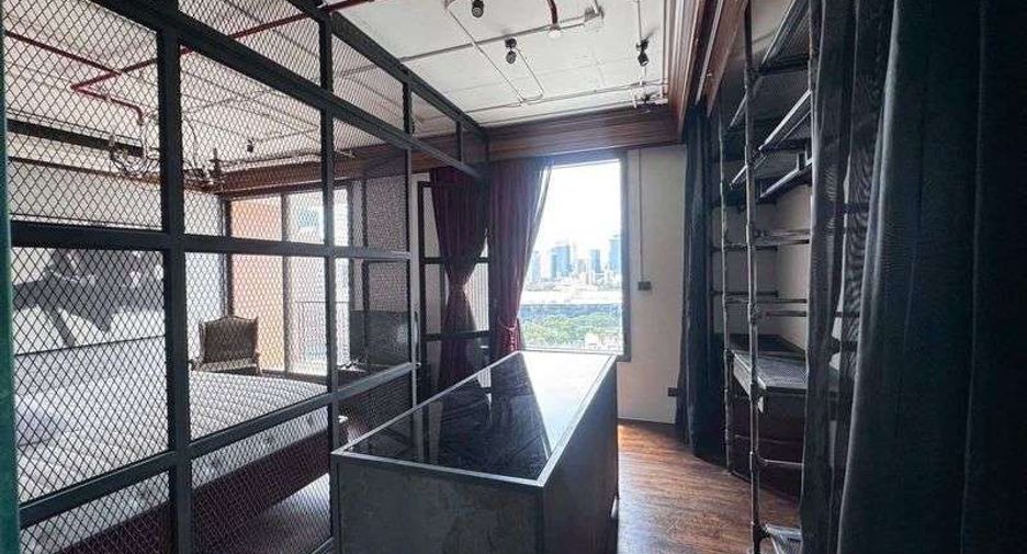 Wohnung zur Miete mit 3 Zimmer in Khlong Toei, Bangkok